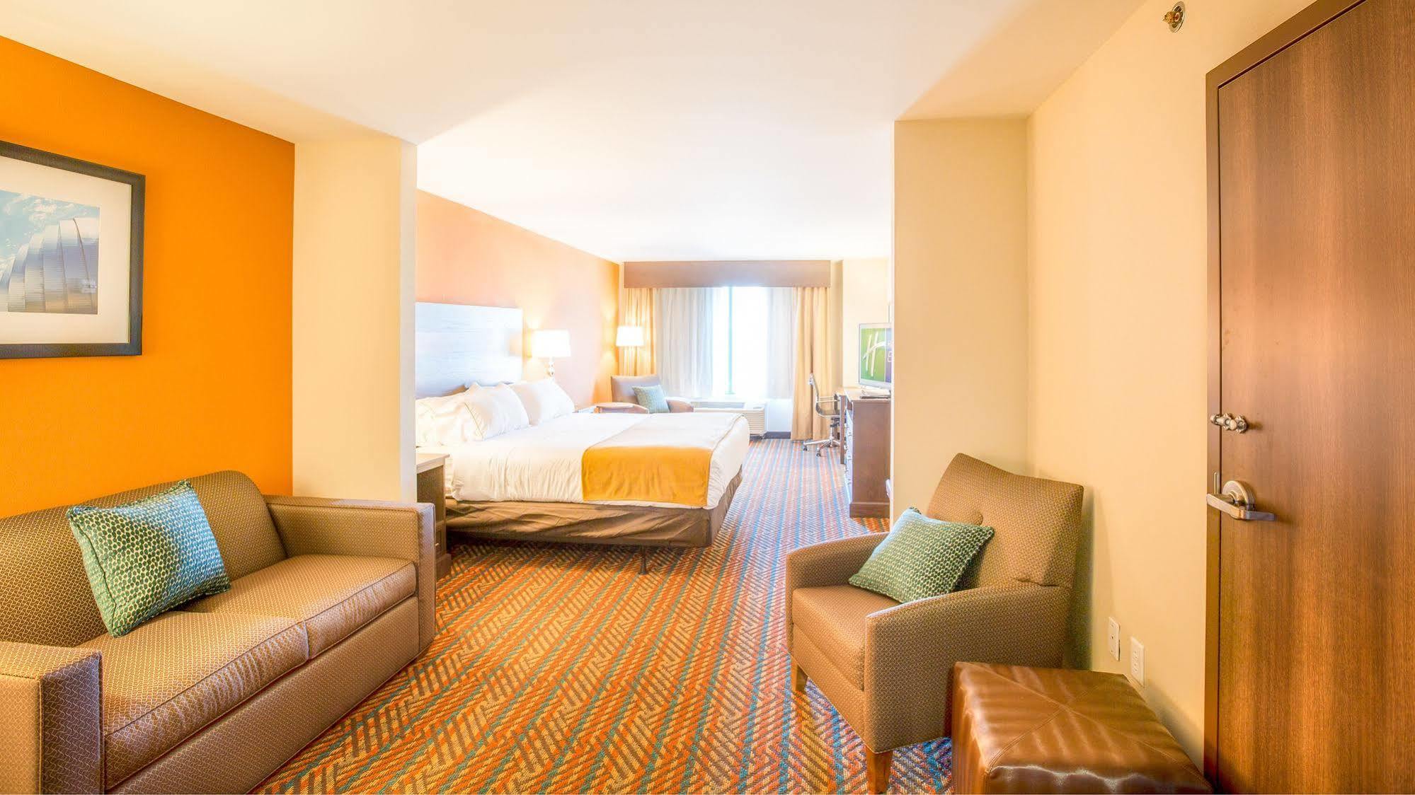 Holiday Inn Express Wichita South By Ihg Extérieur photo