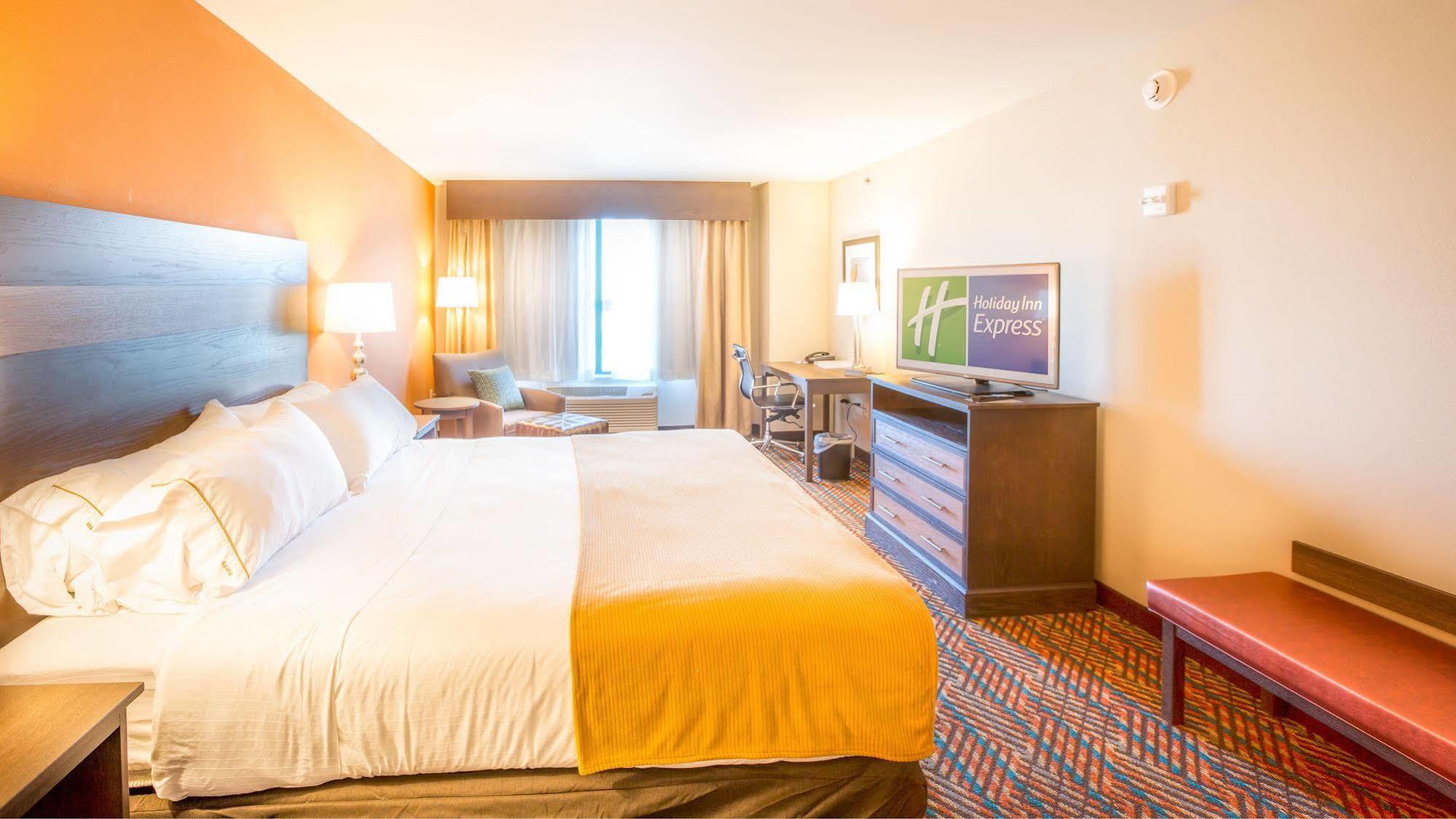 Holiday Inn Express Wichita South By Ihg Extérieur photo